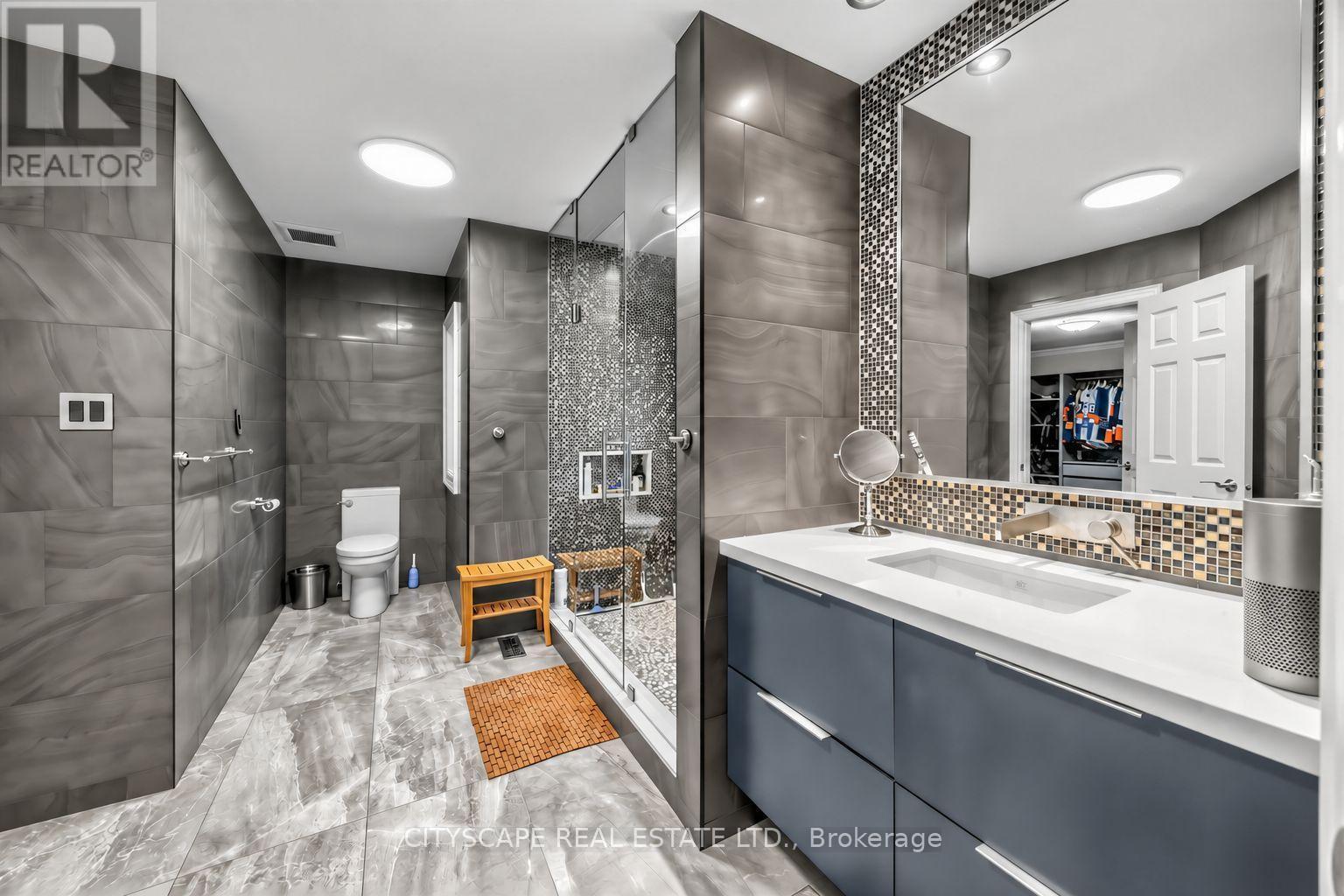 5610 Cortina Crescent, Mississauga, ON