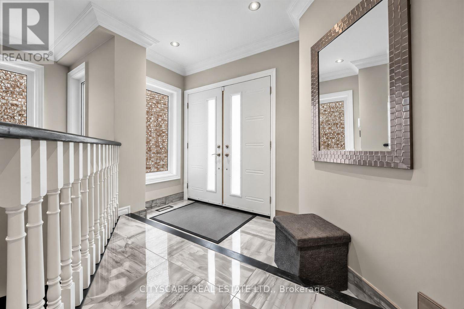 5610 Cortina Crescent, Mississauga, ON
