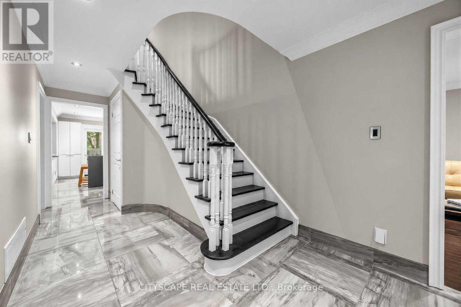 5610 Cortina Crescent, Mississauga, ON