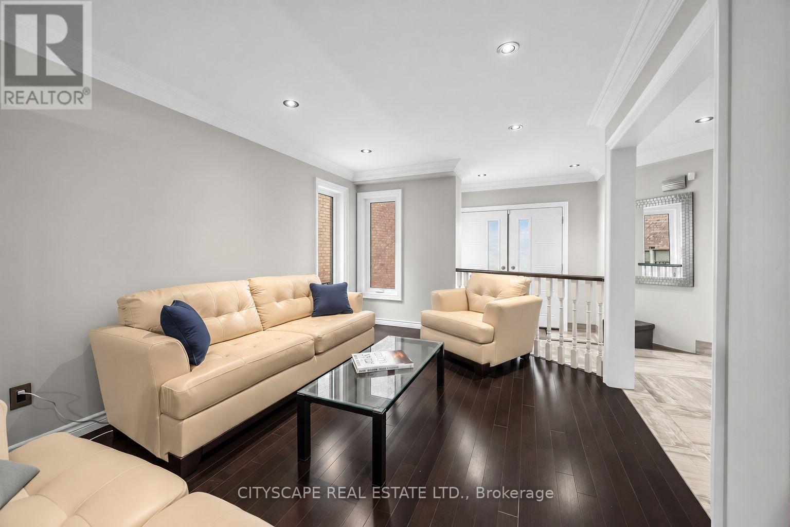 5610 Cortina Crescent, Mississauga, ON