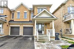 #1 (MAIN & 2ND FLOOR) - 100 LANARK CIRCLE Brampton, ON L6X 5L4