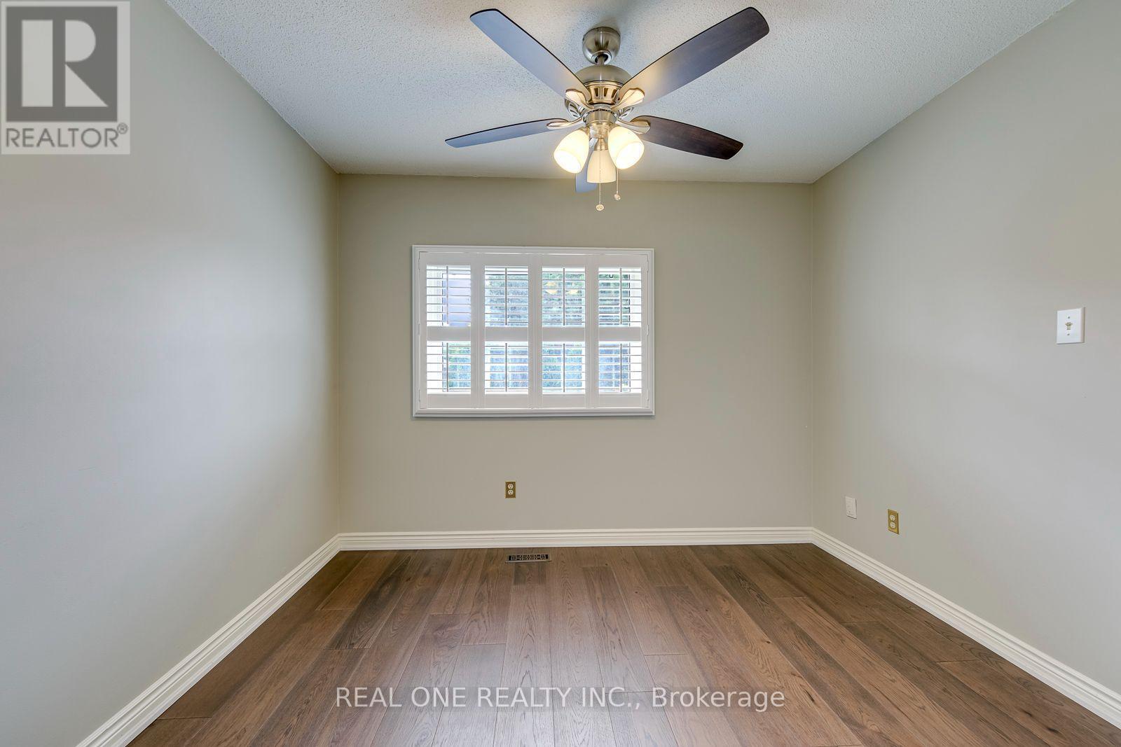 3944 Glamis Court, Mississauga, ON