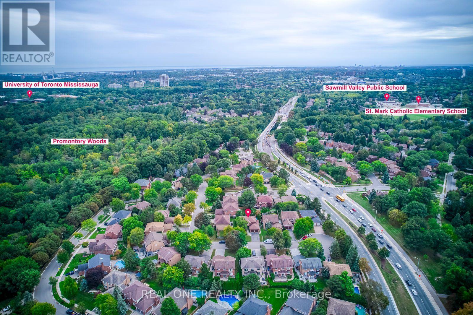3944 Glamis Court, Mississauga, ON