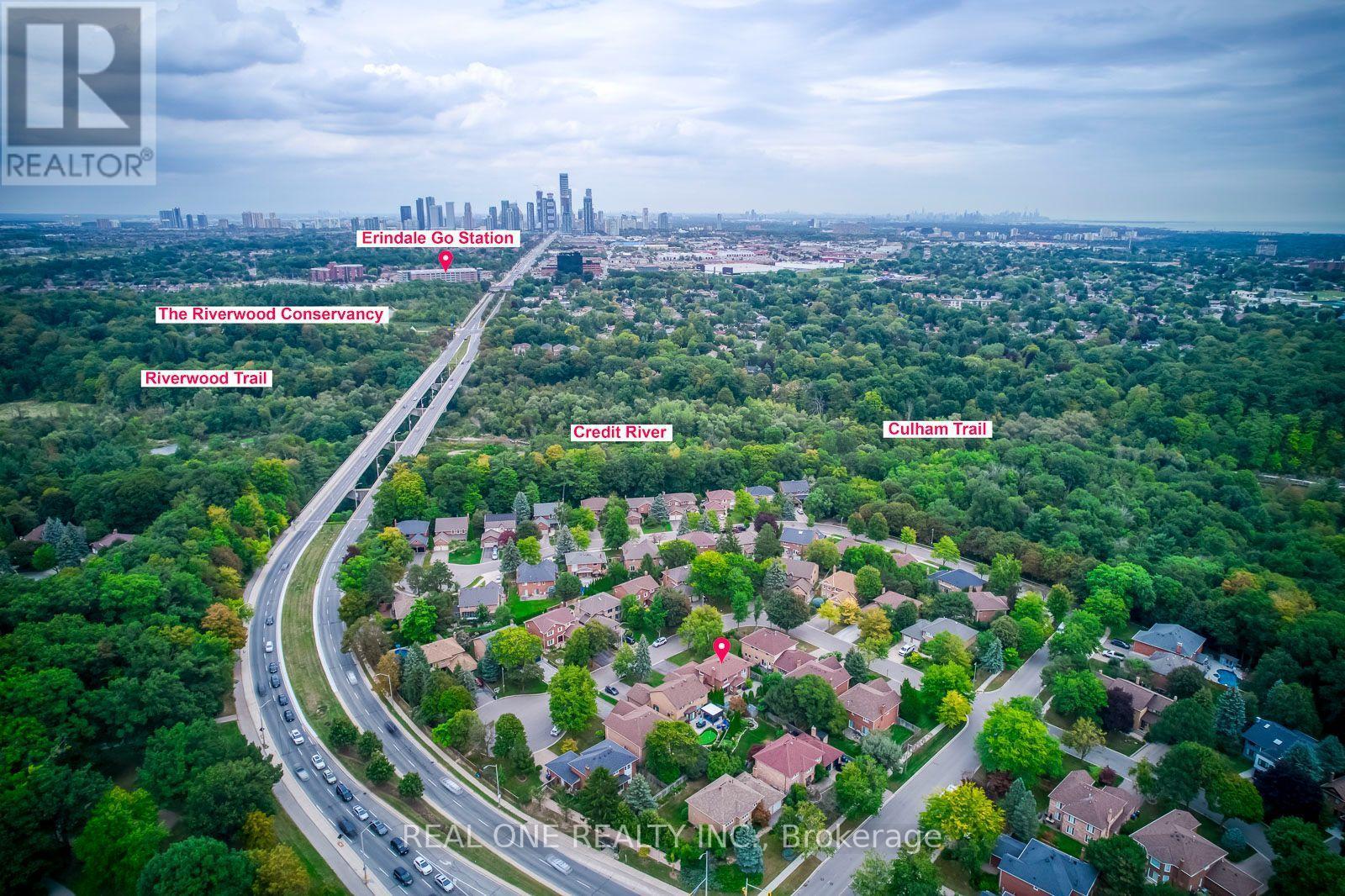 3944 Glamis Court, Mississauga, ON