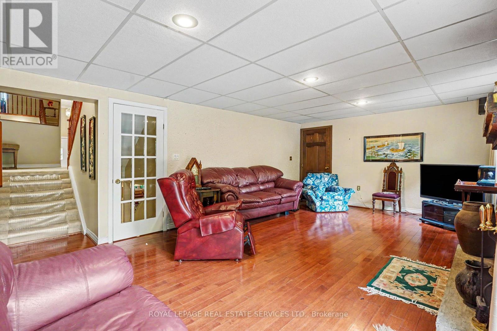 1577 Thompson Street, Mississauga, ON