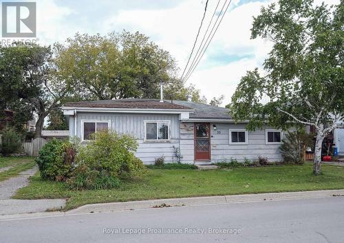 39 CENTRE STREET  Belleville (Belleville Ward), ON K8N 4W7