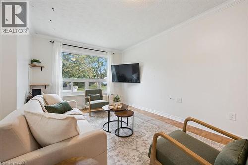 29 MCILWRAITH Crescent  Guelph, ON N1E 6J4