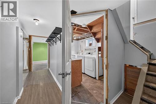 43 East 39Th Street, Hamilton, ON 