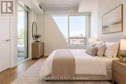 310 - 151 AVENUE ROAD Toronto, ON M5R 2H7