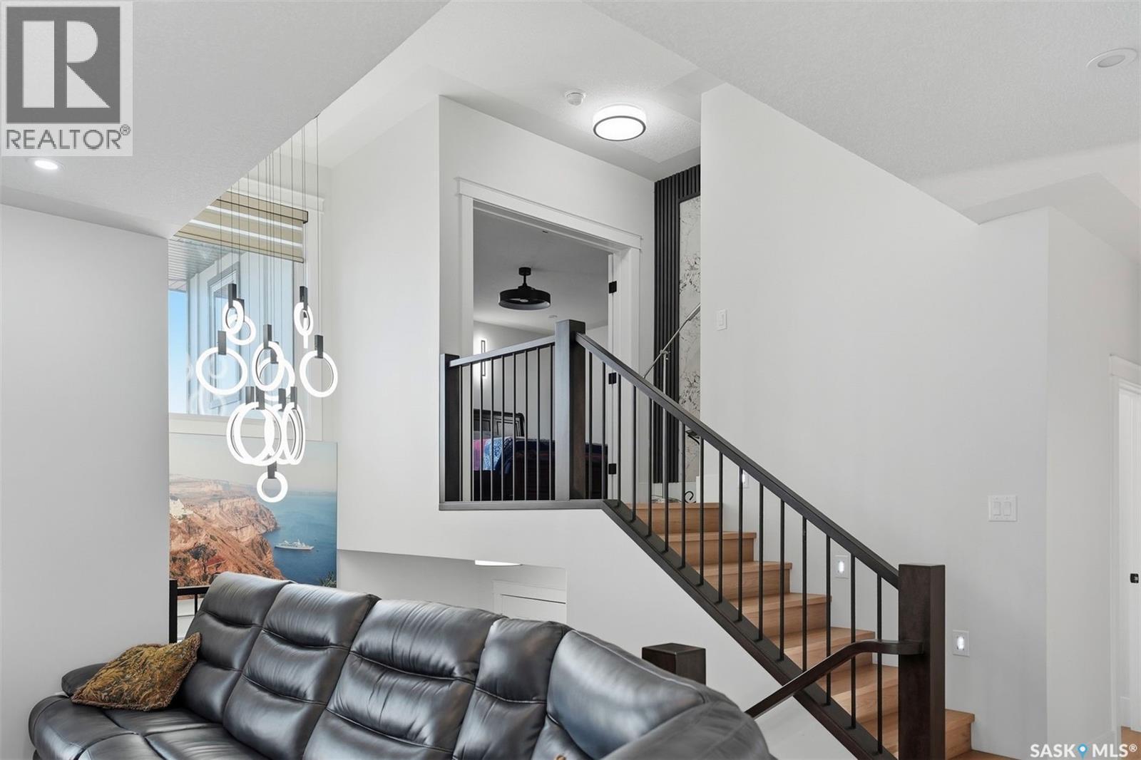 718 Weir Crescent, Warman, SK