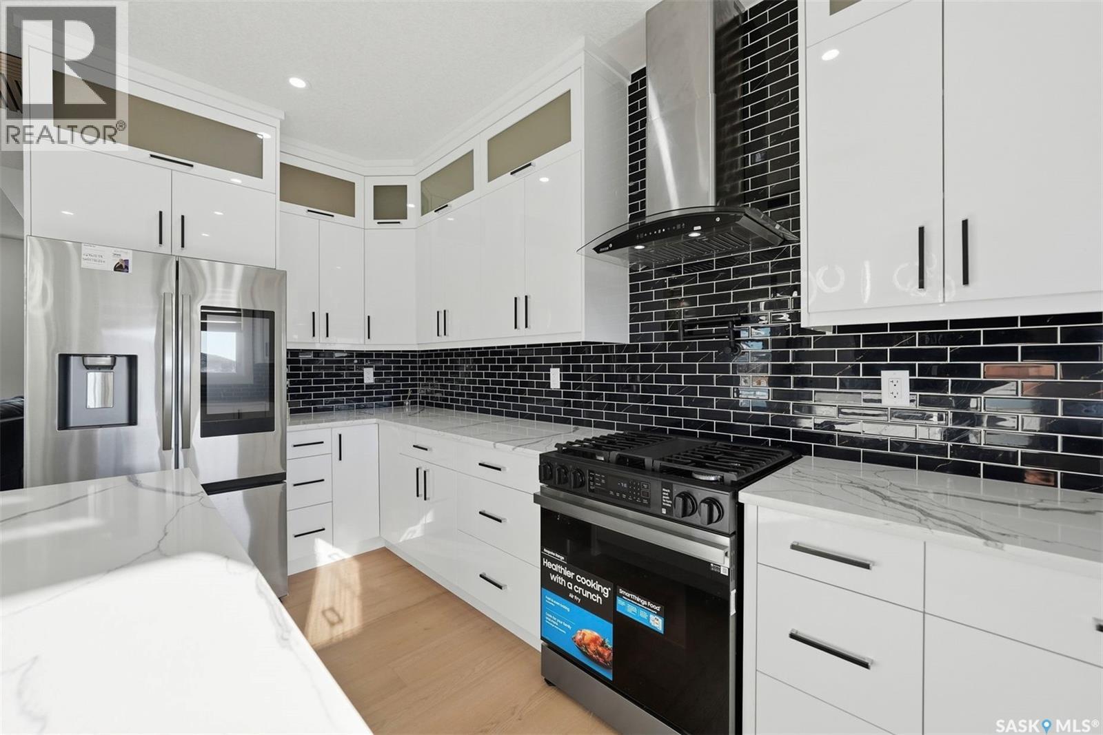 718 Weir Crescent, Warman, SK