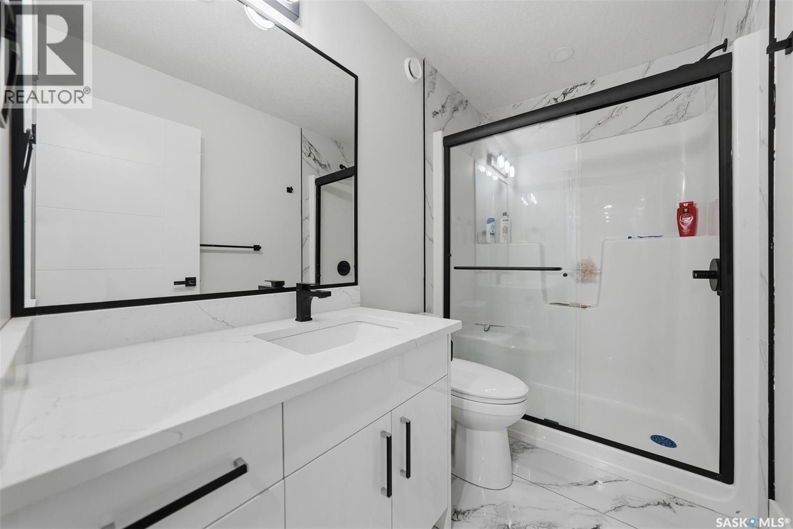 718 Weir Crescent, Warman, SK