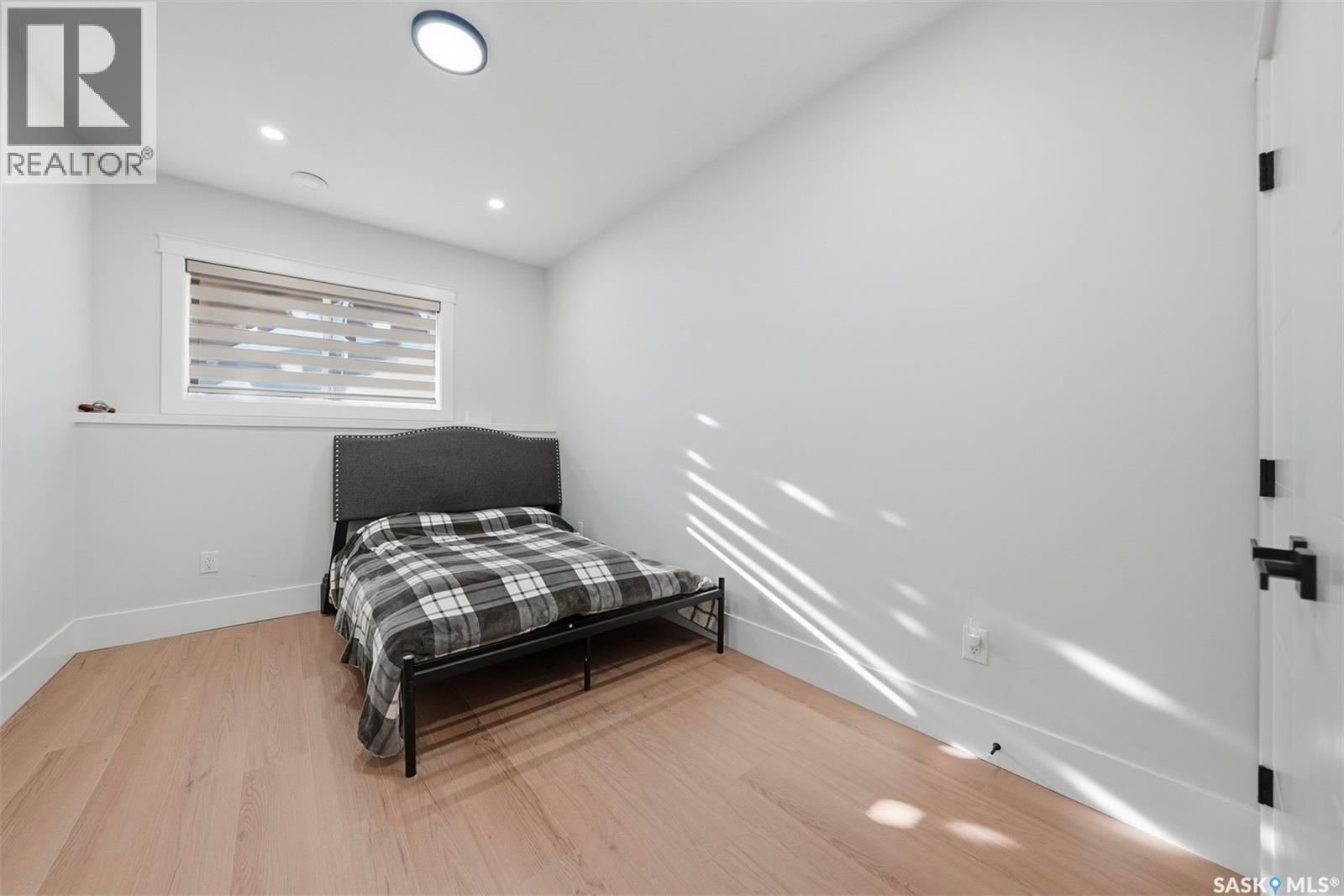 718 Weir Crescent, Warman, SK