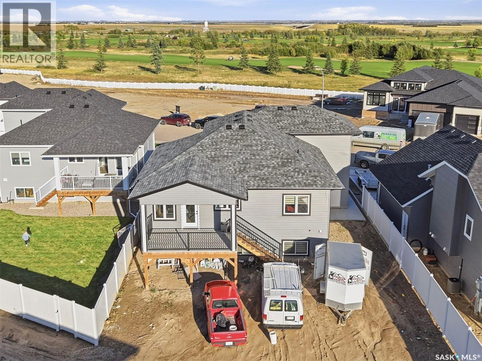 718 Weir Crescent, Warman, SK