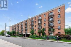 407 - 50 BURNSIDE AVENUE Ottawa, ON K1Y 2M2
