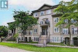 C20 - 108 FINCH AVENUE W Toronto, ON M2N 6W6