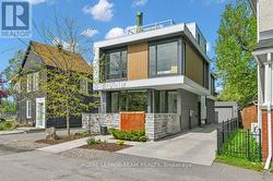 353 WINSTON AVENUE Ottawa, ON K2A 1Y6