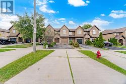 842 UPPER KENILWORTH AVENUE Hamilton, ON L8T 5A6