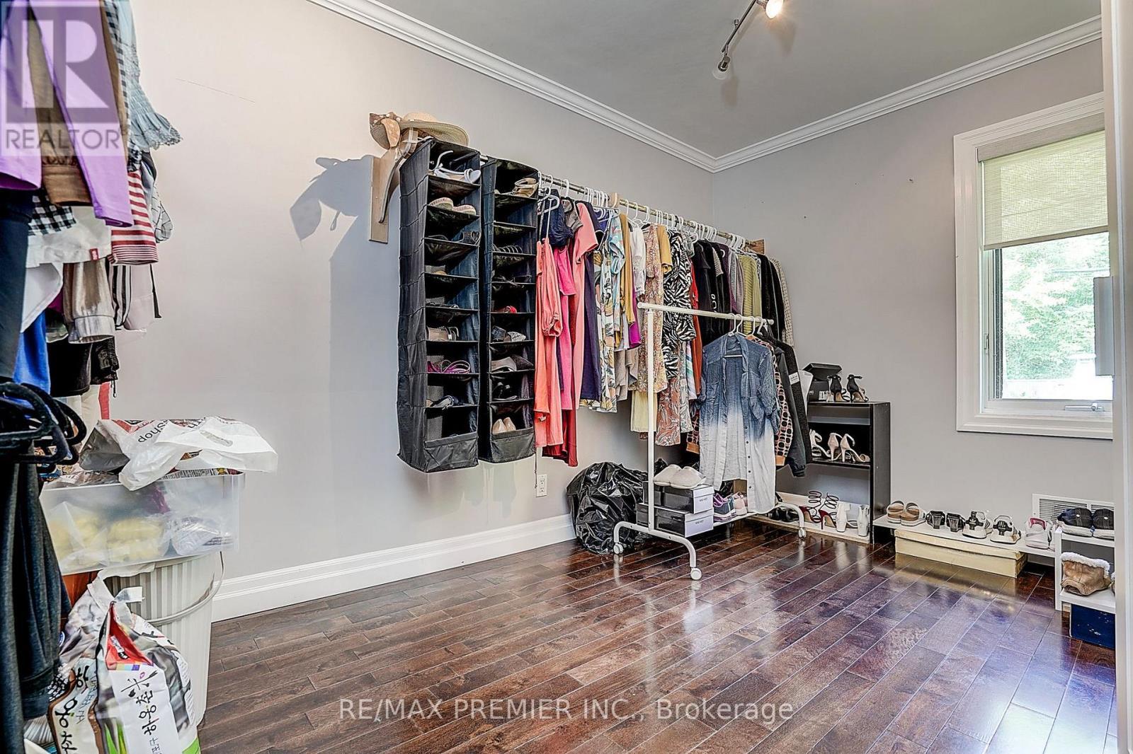 445 Selsey Drive, Mississauga, ON