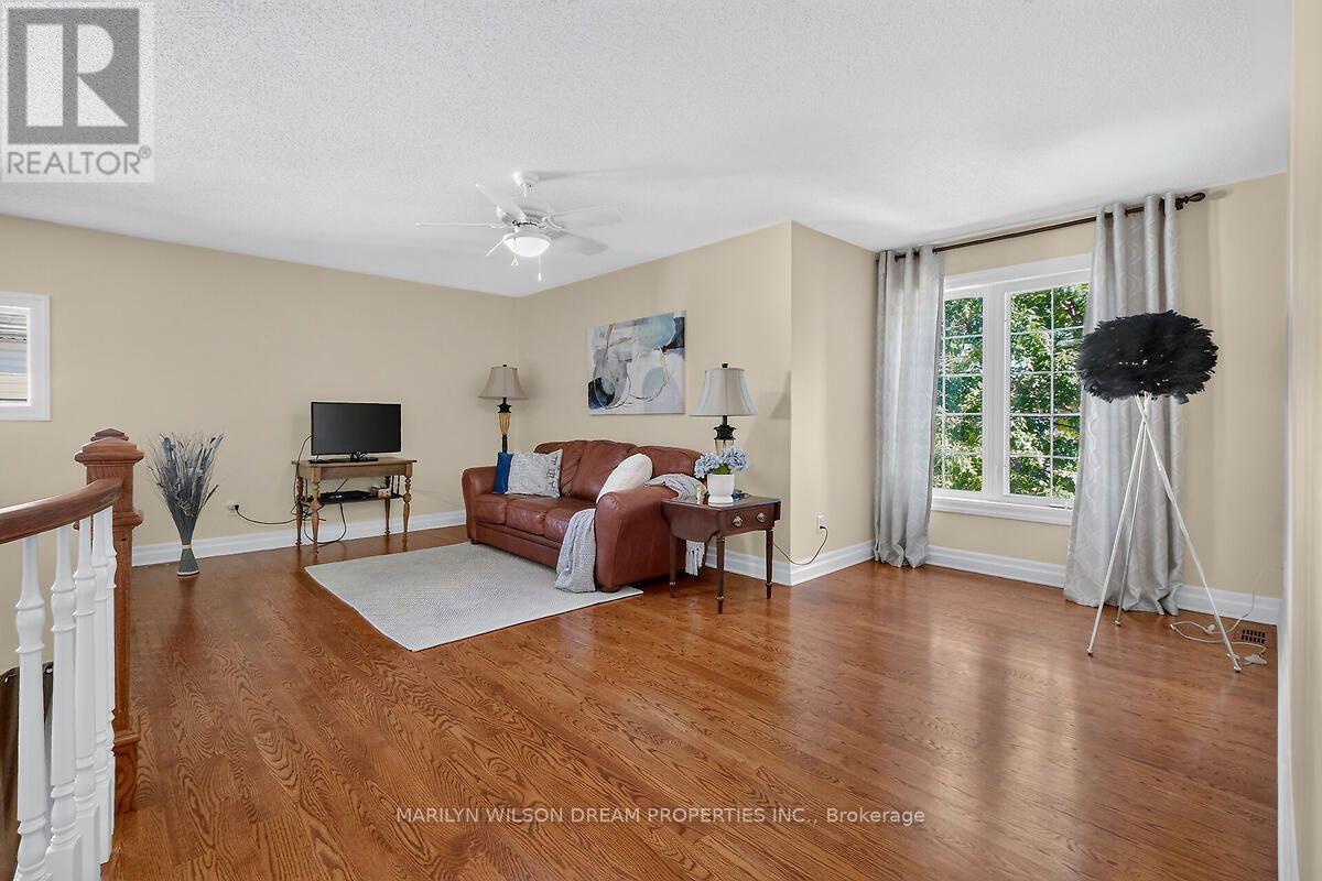 448 Rahul Crescent, Ottawa, ON