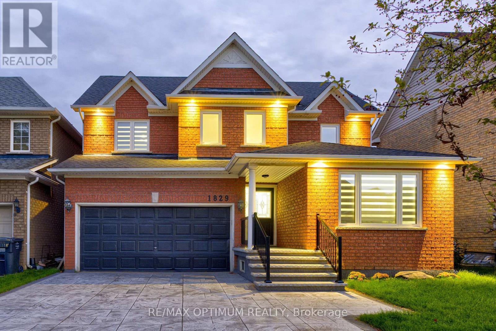 1829 Samuelson Circle, Mississauga, ON