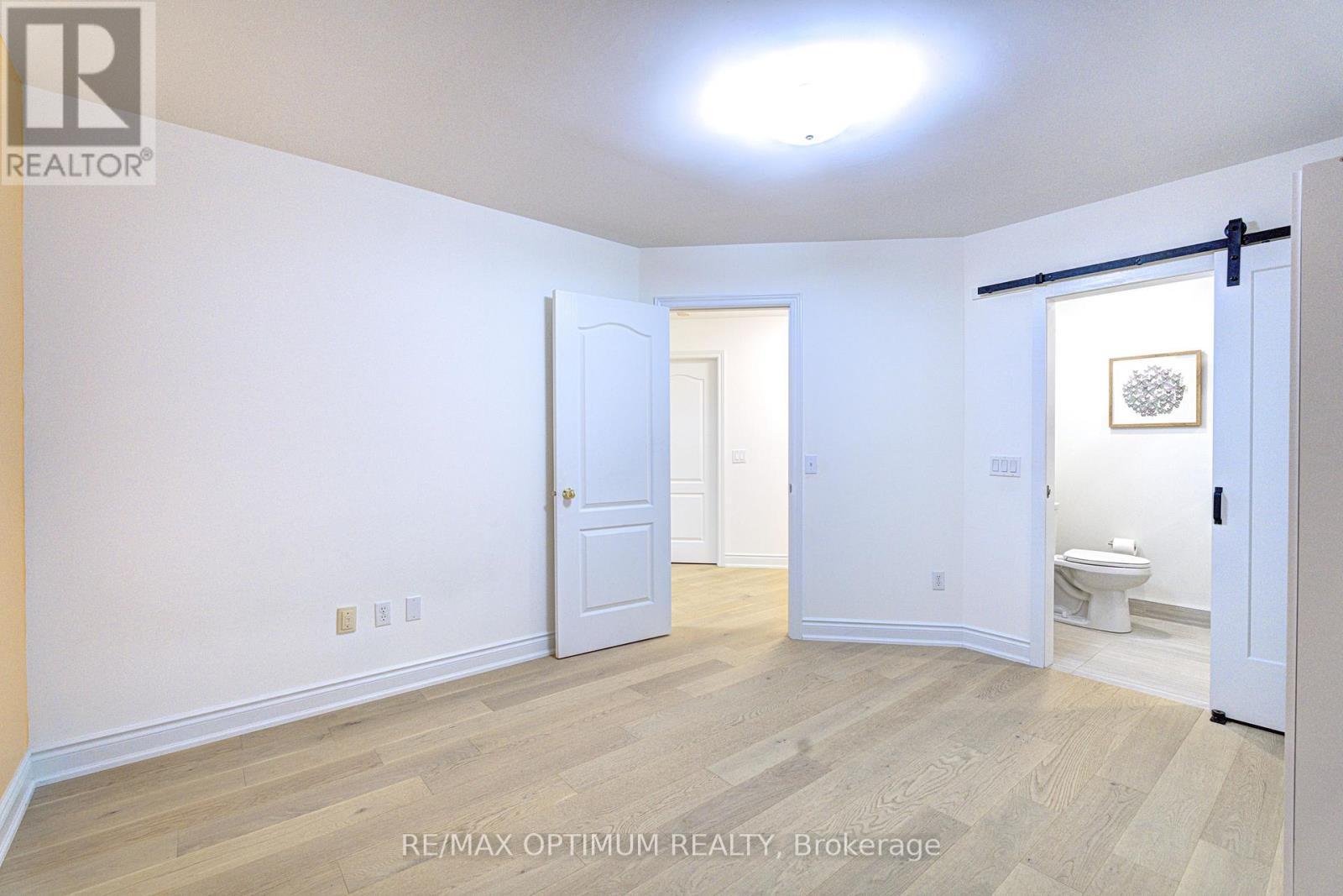 1829 Samuelson Circle, Mississauga, ON