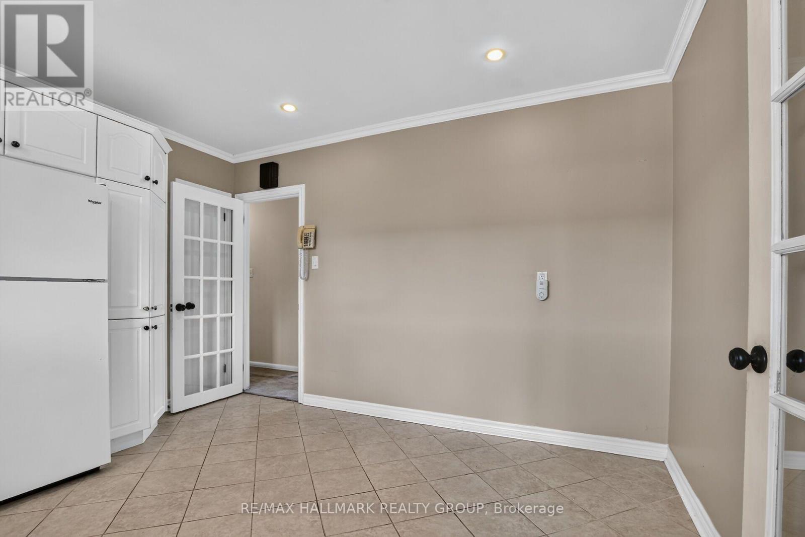 1130 Soderlind Street, Ottawa, ON