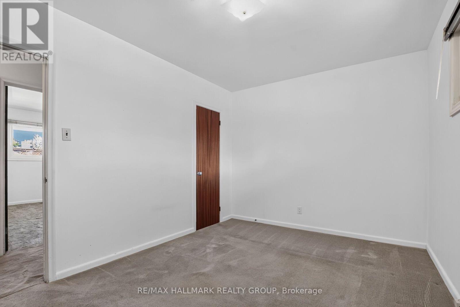 1130 Soderlind Street, Ottawa, ON
