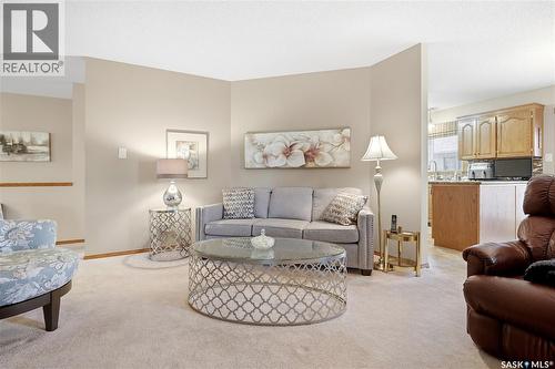 18 Greencrest Bay, Regina, SK 