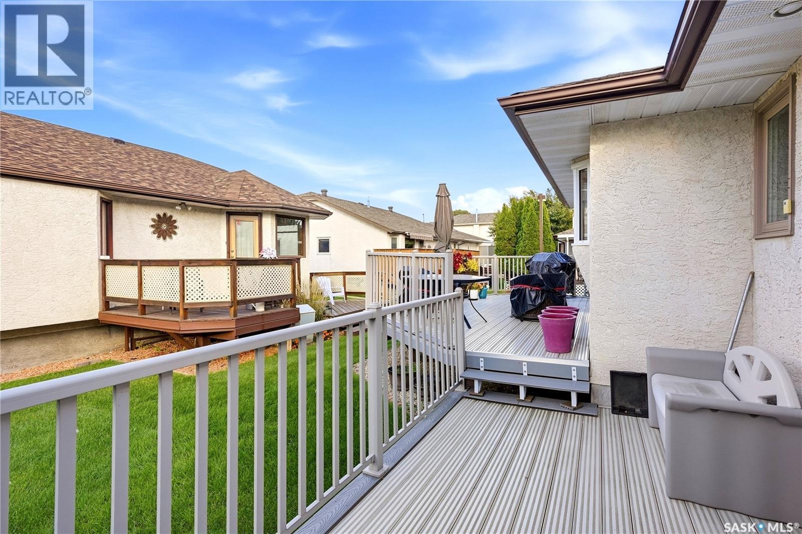 18 Greencrest Bay, Regina, SK