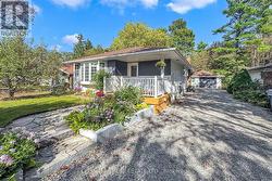 2049 NORTHERN AVENUE Innisfil, ON L9S 1Z4
