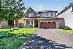 157 BUFFLEHEAD WAY W Ottawa, ON K1T 0G4