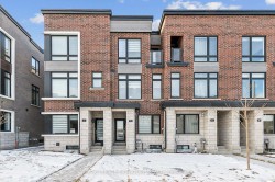 65 Akil Thomas Gardens Toronto, ON M1P 3C1
