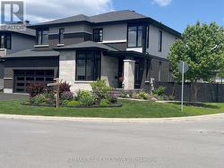165 FINSBURY AVENUE Ottawa, ON K2S 2P5