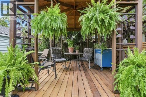 33 Tuxedo Avenue S, Hamilton, ON 