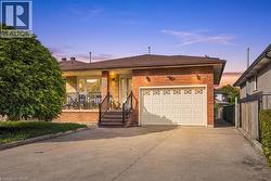 42 LASILA Court Hamilton, ON L9C 7B6