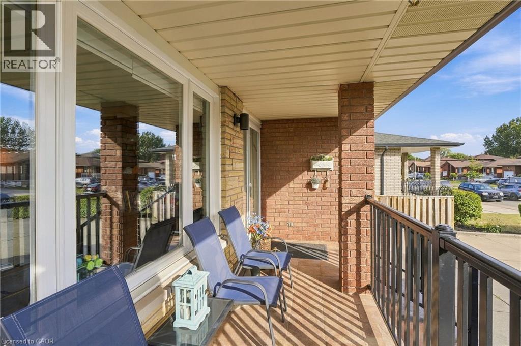 42 Lasila Court, Hamilton, ON