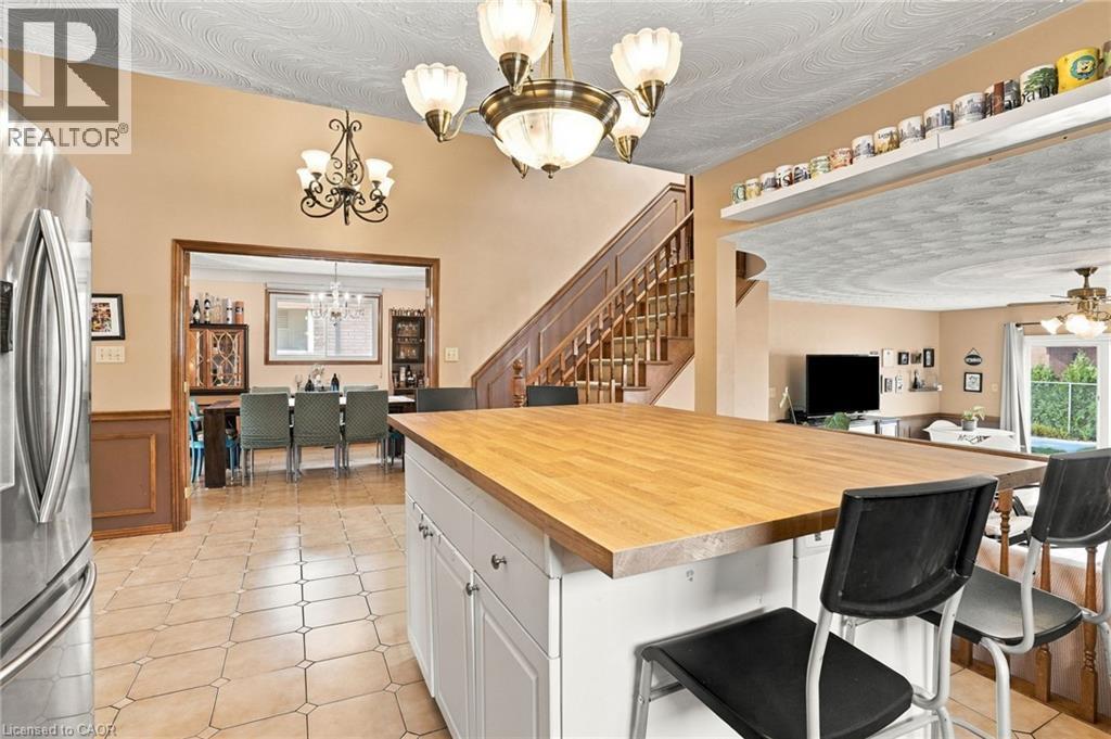 42 Lasila Court, Hamilton, ON