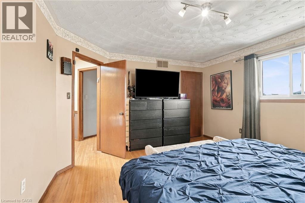 42 Lasila Court, Hamilton, ON