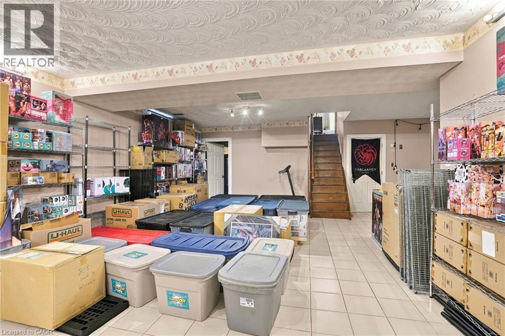 42 Lasila Court, Hamilton, ON