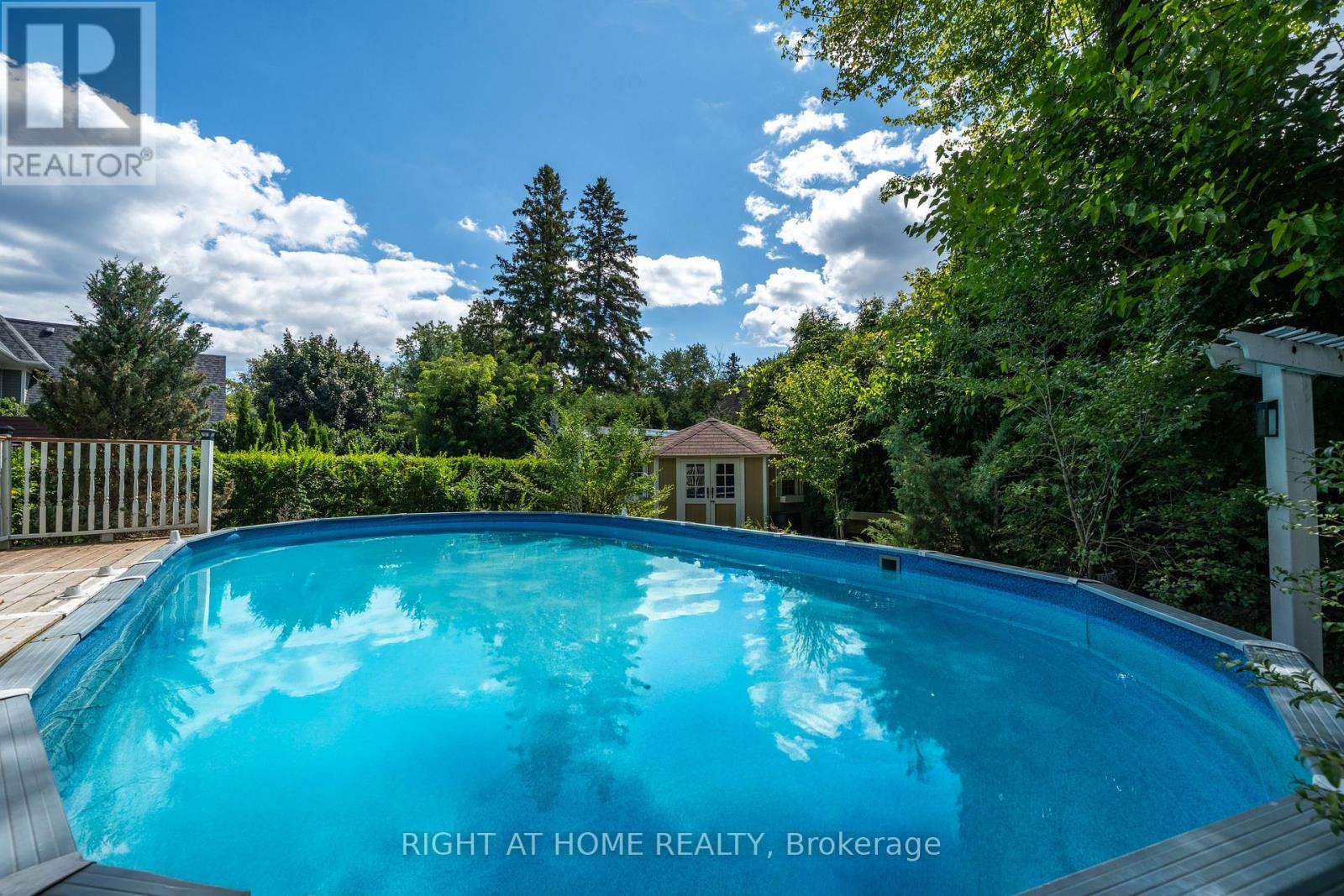 1480 Kenmuir Avenue, Mississauga, ON