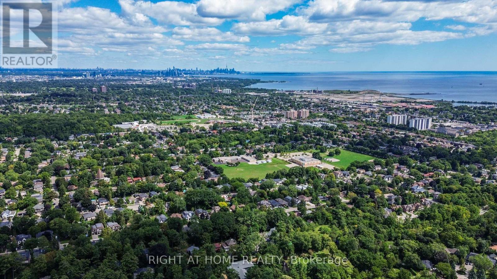 1480 Kenmuir Avenue, Mississauga, ON