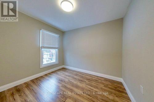 39 Holton Avenue N, Hamilton, ON 