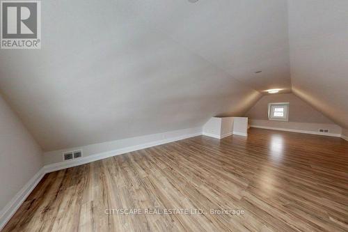 39 Holton Avenue N, Hamilton, ON 