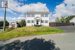 17 Nettab Drive Conception Bay South, NL A1X 2G8