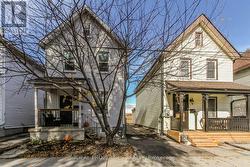 2 - 185 LOUISA STREET Ottawa, ON K1R 6Y9