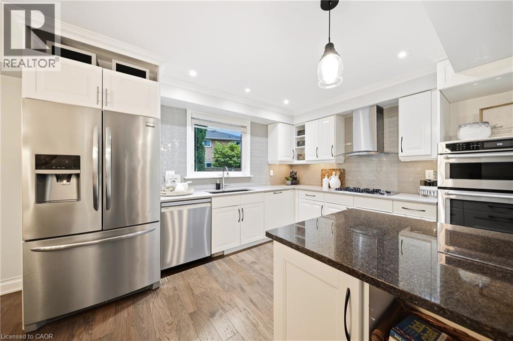 3277 Woodside Avenue, Burlington, ON