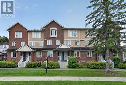 B - 6786 JEANNE DARC BOULEVARD N Ottawa, ON K1C 6E9