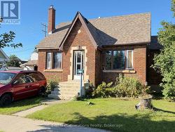 511 EMPIRE AVENUE E Thunder Bay (Westfort), ON P7E 4S8