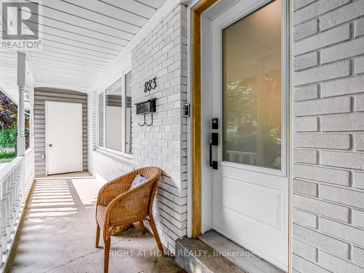 883 Francis Road, Burlington, ON